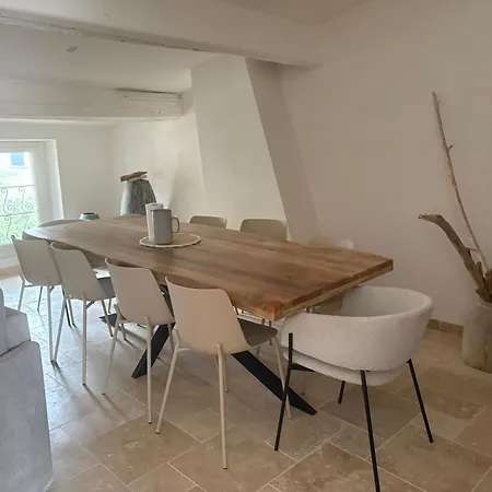Dom wakacyjny Charmante Maison Renovee Au Coeur Du Village De Gruissan