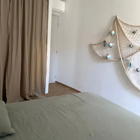 Charmante Maison Rénovée Au Cœur Du Village De Сasa de vacaciones *