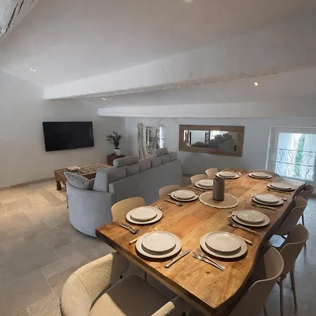 Charmante Maison Rénovée Au Cœur Du Village De *