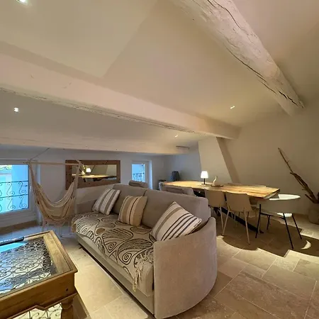 Charmante Maison Rénovée Au Cœur Du Village De Casa vacanze